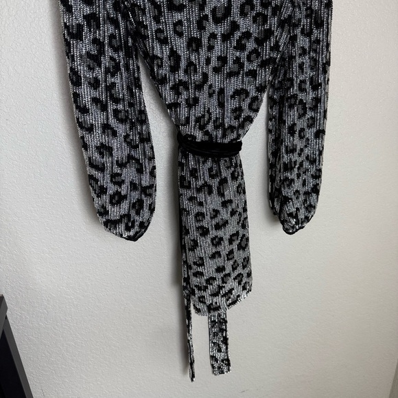 Retrofete Black and Gray Gabriella Robe Dress SZ Small - Picture 13 of 16